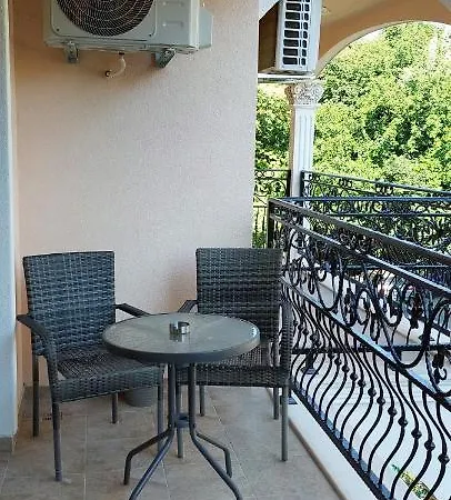 Appartamento Valencia Gardens & Studio, *