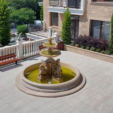 Apartment Valencia Gardens & Studio, *